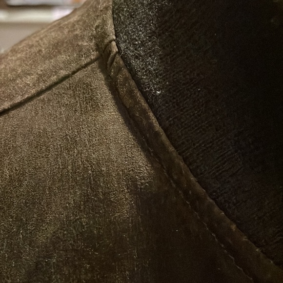 Jackie - Picture 3 of 6